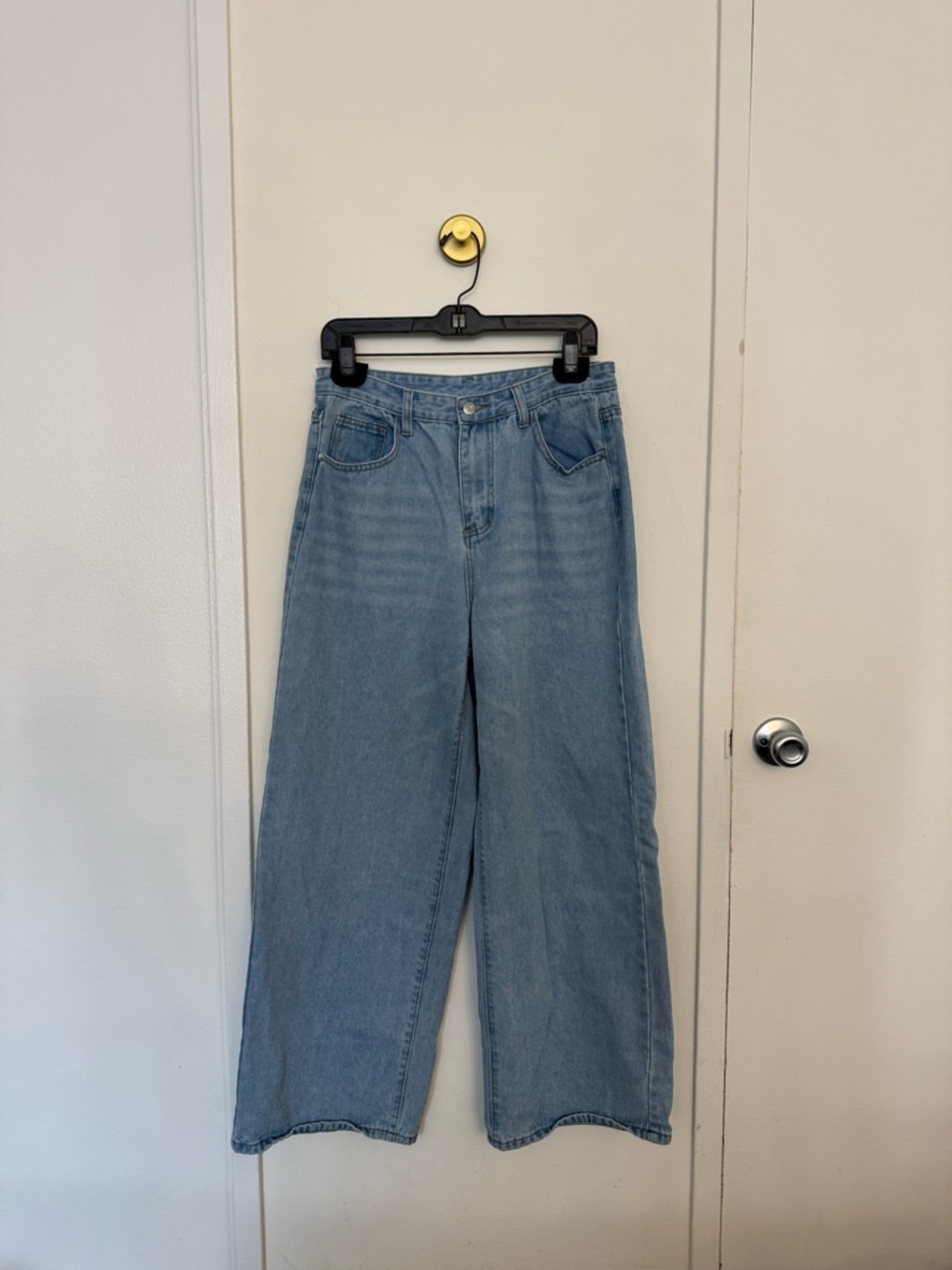 SHEIN Light Blue Wide Leg Women's Jeans